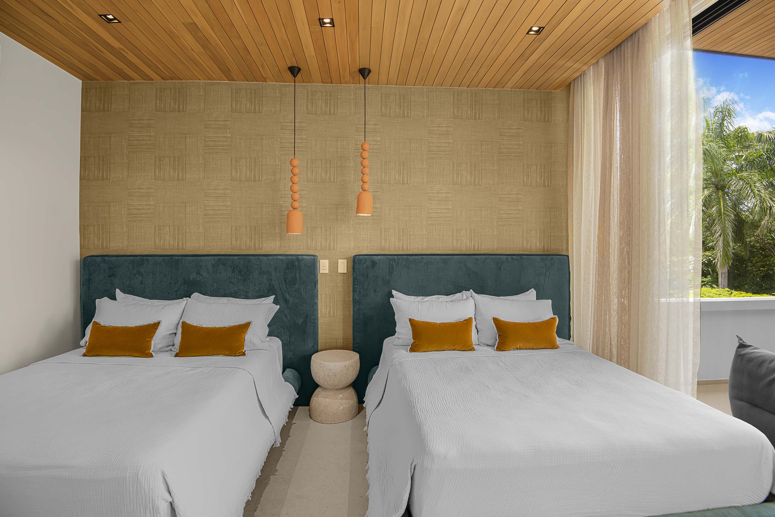 Bedroom — 19 / 33